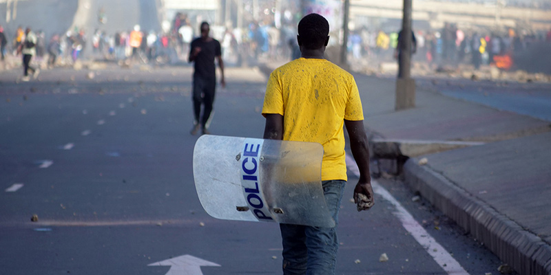 Democratizing policing  in Kenya: Are we  “Waiting for Godot”?