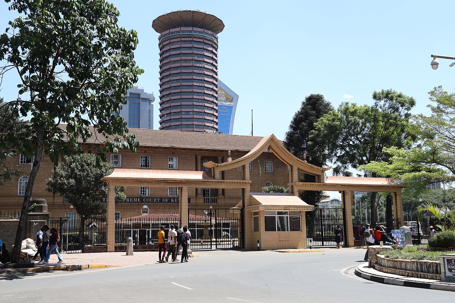 House of cards: Dismantling executive hegemony to salvage the separation of powers in Kenya